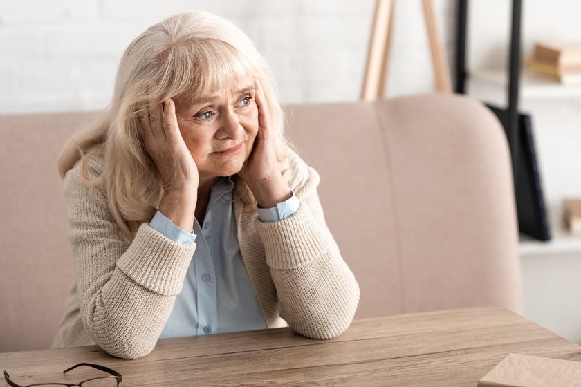 Understanding The 7 Signs Of Early Dementia Seaton Senior Living